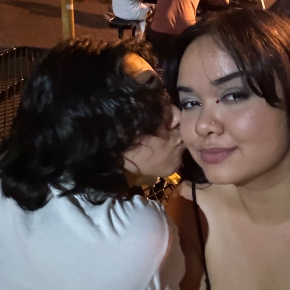 Meet your Posher, Arielle - Picture 16 of 16